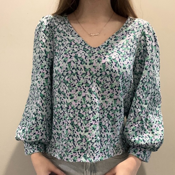 A New Day Blouse - Picture 2 of 3